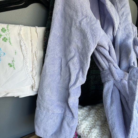Soft Lavender Plush Robe - Picture 4 of 9